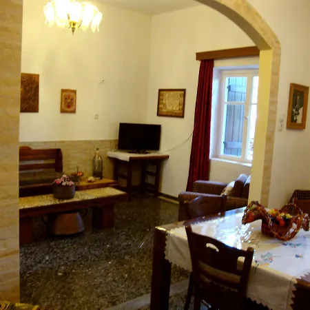Venezian Castle House * Kíssamos