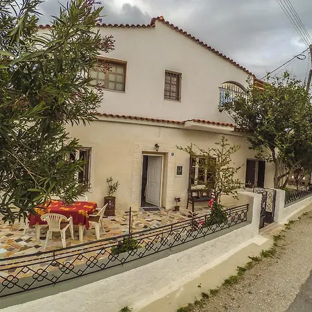 Apartment Venezian Castle House