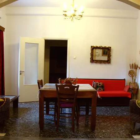 Apartment Venezian Castle House *